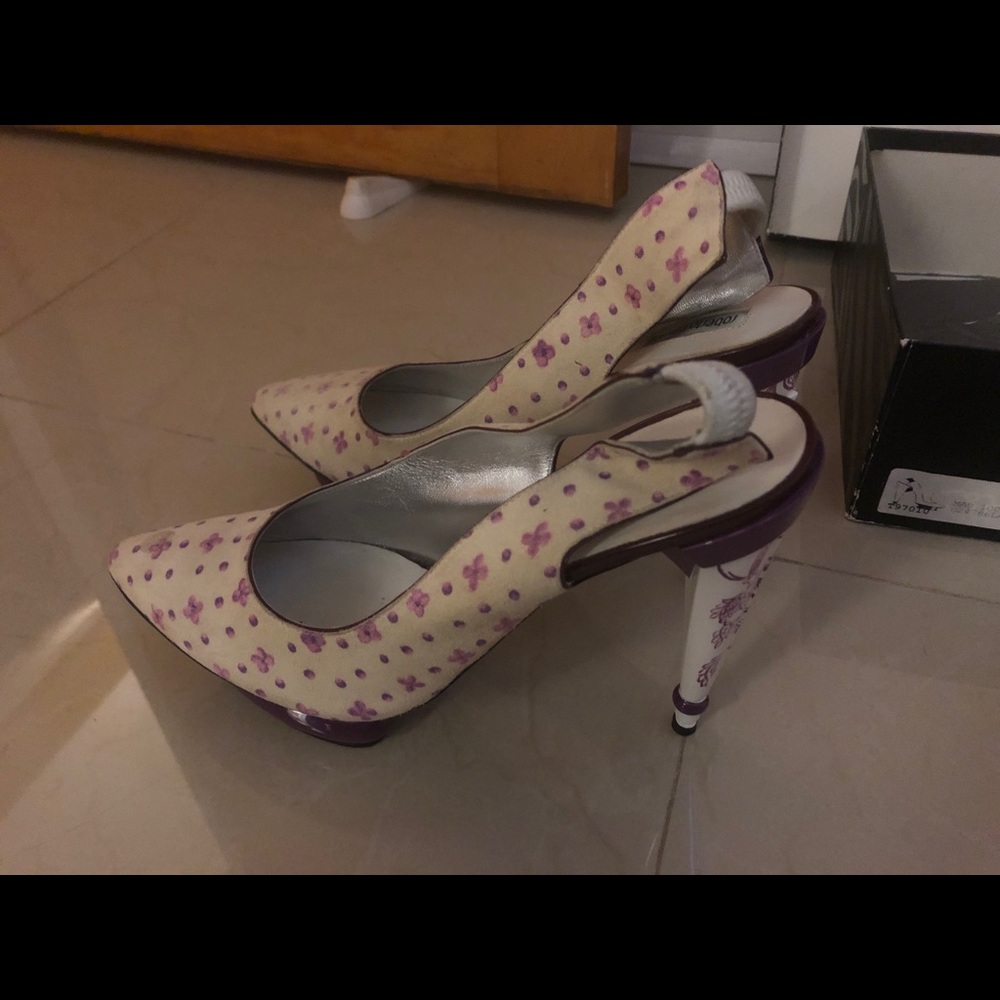 CAVALLI RUNWAY PLATFORM SHOES….SOLD - Picture 3 of 5